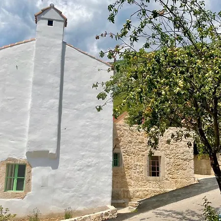 فندق Village Balatura - Exclusive Veggie Tribalj (Primorsko-Goranska)