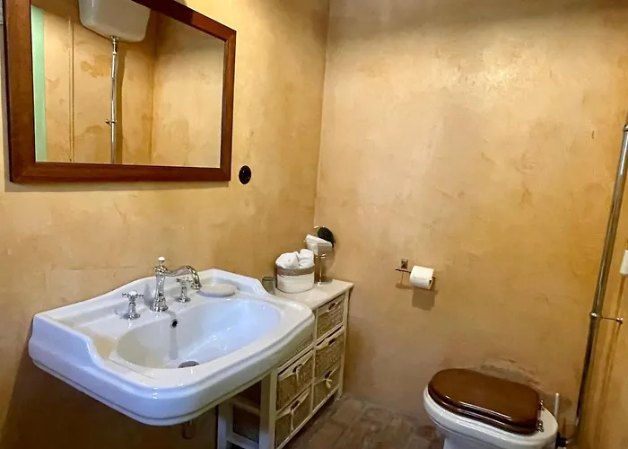 Village Balatura - Exclusive Veggie